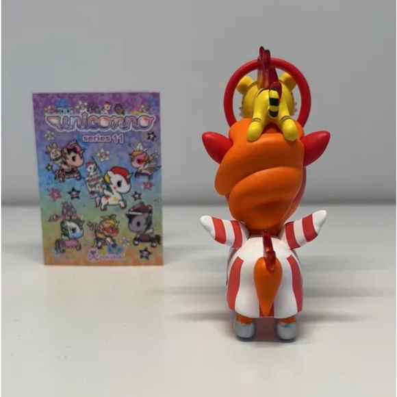 Tokidoki Unicorno Series 11 | RINGLEADER | Blind Box Design Toy Figure - Picture 2 of 4